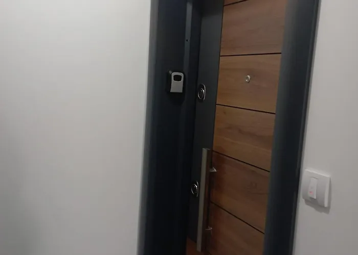 Апартаменты Leona D-1