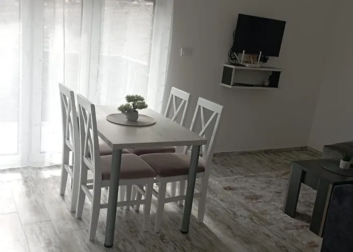 Leona D-1 Апартаменты *